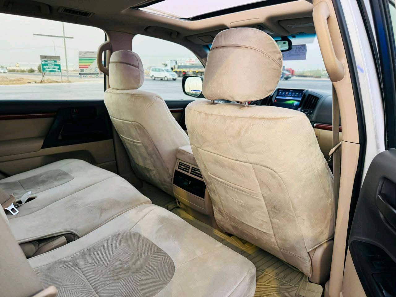 لاندكروز 2012 ابريمي اصل المرايه القلاب مايحتاج اذكر موصفاته معروفه فول واحد عل واحد ماكو شي مو شغال كله تمام كفاله من كلشي سياره عل وضع شركه مابيه كل نقص مكاني صويره لشراي يتصل سعر ٣٥٥. *********** 