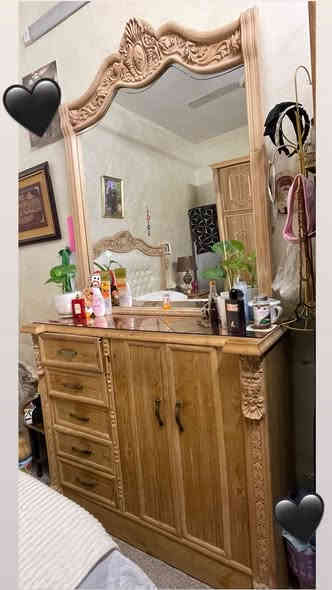 سلام عليكم غرفه صاج مطعم بزام للبيع المكان بغداد الشعب حي البساتين اتصال على الرقم ‭0776 020 8185‬
