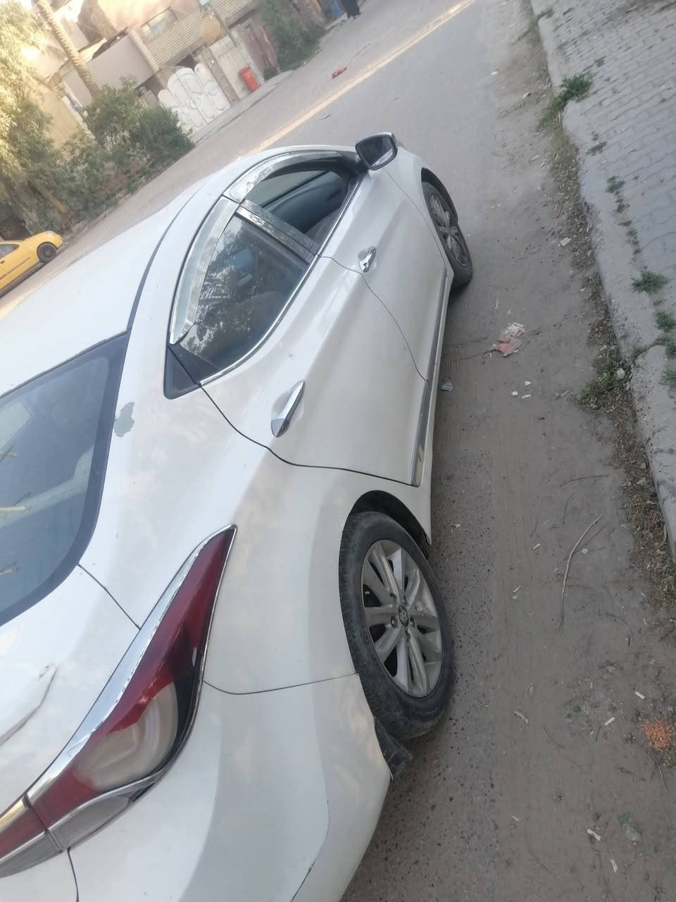 سلام عليكم النترا ١٥ خليجي فول عده بصمه سياره بيهه ملاحضات بسيطه اريد اراوس بكورلا  الي عنده ليقصر اكون ممنون هذا رقمي ***********
