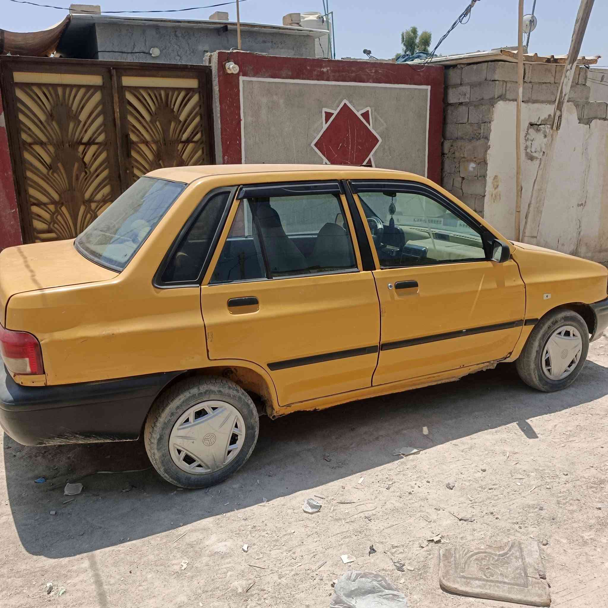 للسلام عليكم سايبه البيع مطلوبه هيه وغرامات 150 تحويل مباشر مديل 9 السعر 14 وبيه مجال المكان كربلاء ‏‪***********‬‏
