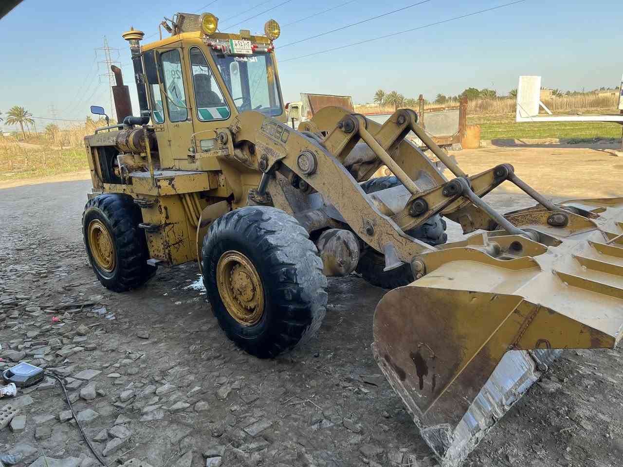 السلام عليكم شفل للبيع موديل ١٩٨٢ حجم ٨٠ كاوسكي نظيفة مكفولة رقم بغداد باسمي  رقم الهاتف *********** أبو صادق
