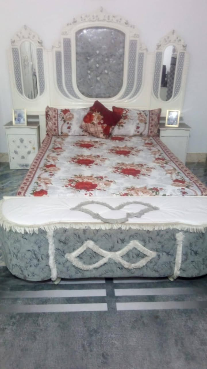 سعرها ٩٠٠وبيهه مجال عنواني فلوجه حي الشهداء


**إذا كنت صاحب هذا الإعلان وتريد حذفه لأي سبب، رجاءا أرسل رسالة إلى الدعم الفني**