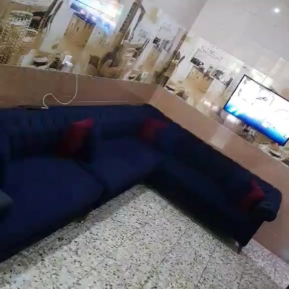 السلام عليكم للبيع نظيف جدا التخم. 8 مقاعد والديوان 5 امتار ونص مابيهن ايي ظرر مكان بغداد


**إذا كنت صاحب هذا الإعلان وتريد حذفه لأي سبب، رجاءا أرسل رسالة إلى الدعم الفني**