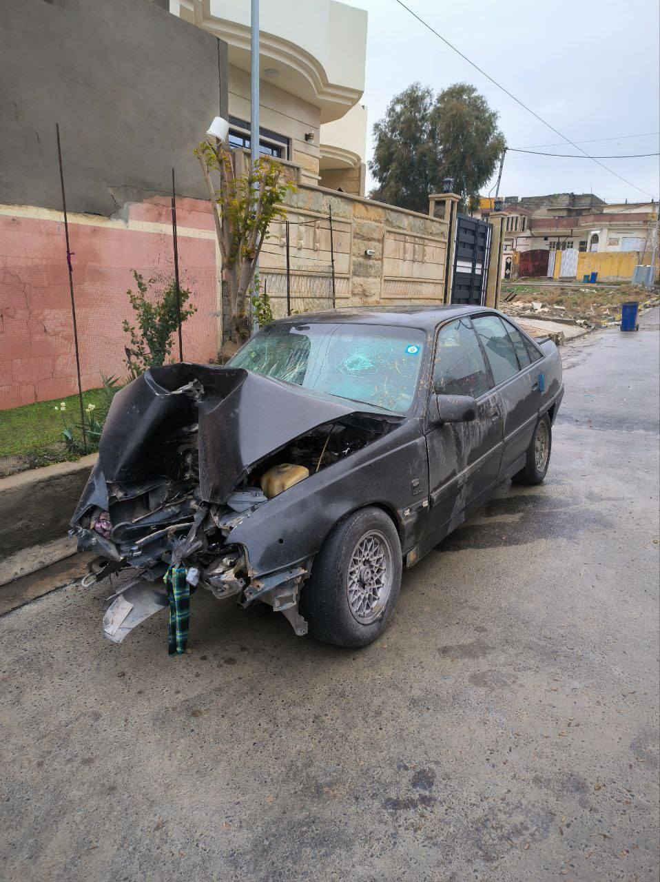 السلام عليكم
جماعة التفليش والتسقيط

بشنو يفيدكم

اوبل اوميكا 20 موديل 1992

تاخذها ع ضربتها

للعلم السنويه مشروع وطني 2030

رقم مسطره نينوى بسمي 

كوبون بانزين موجود 

***********
