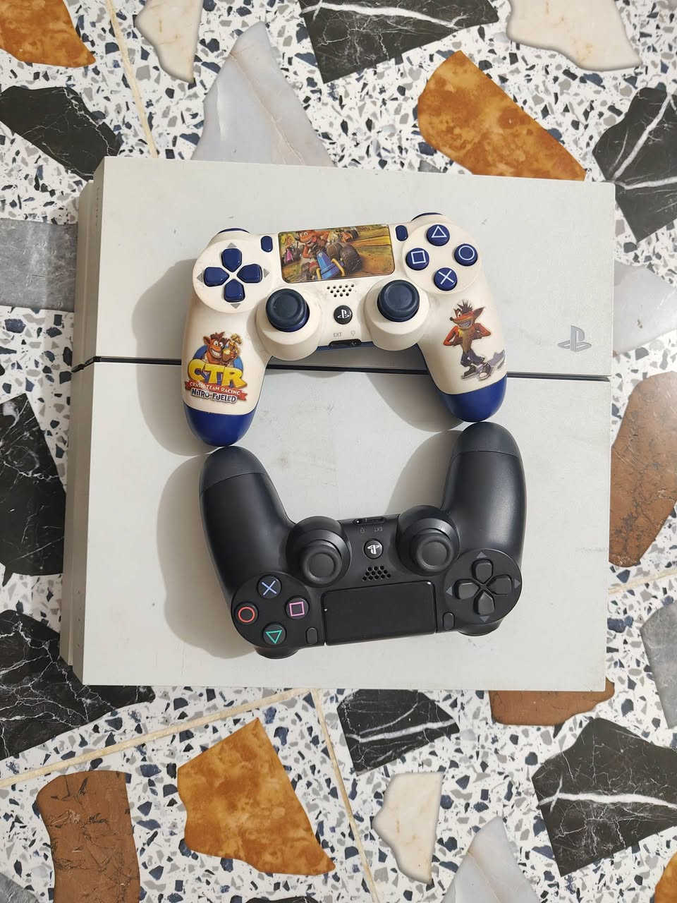 بلي فور فات مهكر للبيع 
سعر 250 ألف بيها مجال 
0771472076


**إذا كنت صاحب هذا الإعلان وتريد حذفه لأي سبب، رجاءا أرسل رسالة إلى الدعم الفني**