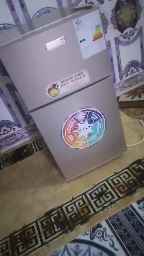 سلام عليكم فلاجه بعده كارتون استعمال شهرين ماخذين ب ١٥٠
وهسه ريد بيحه ب 100 وبي مجال قليل ذي قار شطره ***********
