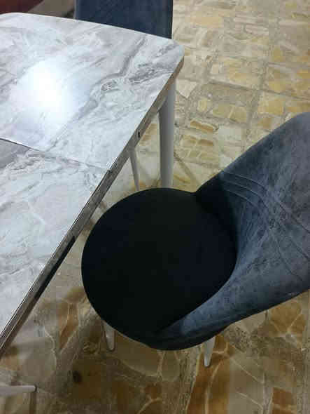 السلام عليكم غراض للبيع نظيفات كلش الكاونتر النوع الثقيل تفصال مو سوكي التخم بي بس ضرر بسيط موضح بلصوره الثلاجة جديدة مصار اشهر مشتريهة ميز الطعام كلش نظيف الشراي يتصل وبي خير ويدلل المكان حي التراث قرب تقاطع الربيعي للاتصال ***********
