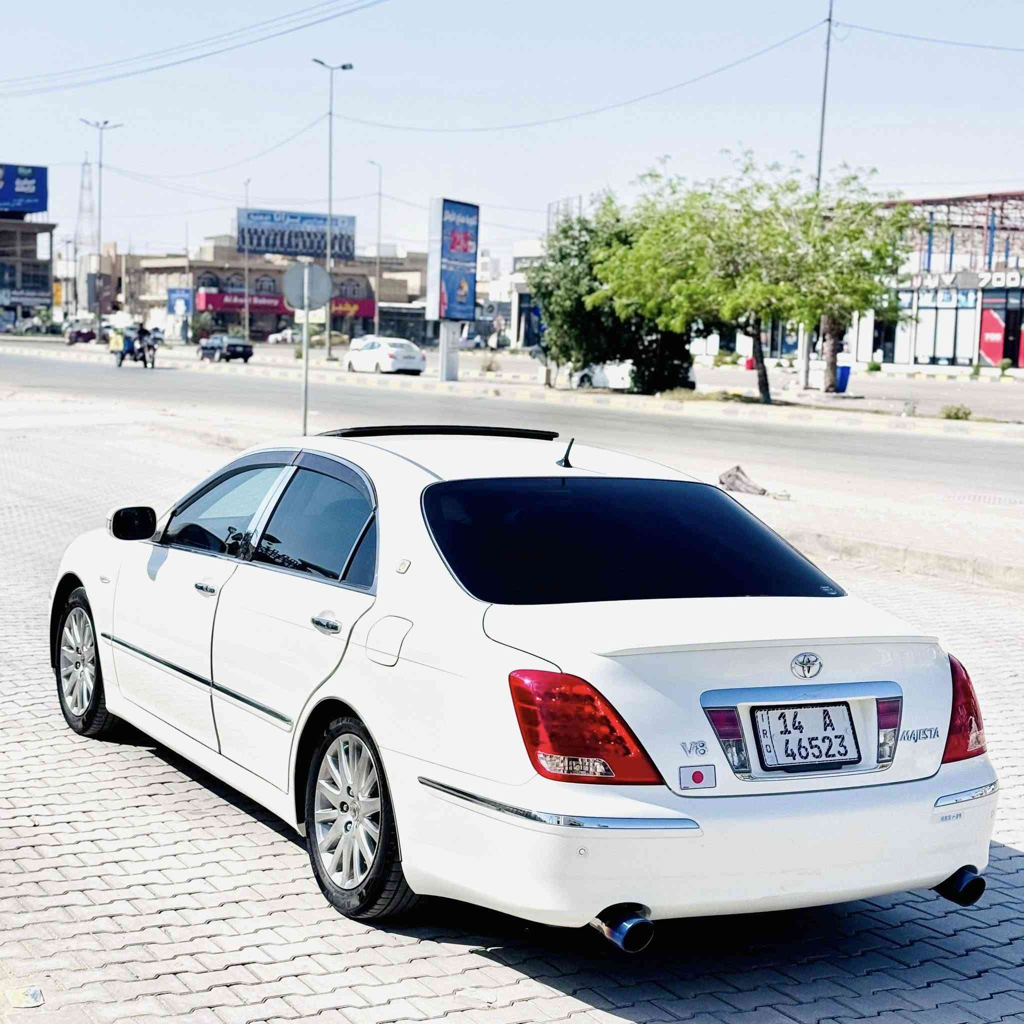 TOYOTA CROWN MAJESTA👑
للبيع تيوتا ماجستا. 2007 
اصولي اصوولي💥 شرط المداور قرار 48
الون                 ابيظ
رقم بصره شرط المداور ثاني يوم بأسمي السياره
مكفوله كفاله عامه من ضربه ونقل جثه ورسميات
المواصفات👇 
5دكم 
تحويرة نجف فوك و جوة ودشبول نجف  شرط ترايك 180وتهد ستيرن.
✅ محركها V8 الحجم 4300.
✅ كشنات  اسود ملكي المرغوب  اصل.
✅ تبريد امامي خلفي3قطع.
✅ 3قطع بردات خلفيه.
✅ اربع كشنات كهرباء.
✅ 3برده خلفيه وجانبيه كهرباء اصليه.
✅ 5بصمات ابواب+بصمة تشغيل+ صندوك شفط 
✅ كشنات خزن ميموري.
✅ حساسات  امامي وخلفيه
✅ كامره خلفيه 
✅ بگ لايتات لد اصل.
✅ ثلاجة
✅ مري ترحيب عند الاقتراب+اشاير بالمري والجملغات.
✅ ستيرن كهربائي
✅ اوكس. اصل.  + بلاتوث 
✅ مري كهرباء+هيتر♨️.
✅ تحكم ستيرن+كروز تثبيت سرعه.
✅ جنطه جكات كهرباء شفط.
✅ السياره بيه 3 رادار اصل
✅ سياره ماشيه بل ستينيات 
✅السنويه لل 27
✅سيار بيه ضبابي اصل 
وباقي المواصفات المعروفه لل5دكم.
والسياره جاهزه على اخر حبايه.
والسياره بالواقع اجمل من الصوره📷.
العنوان النجف الأشرف 
للاستفسار📞0784451142
السعر 215 وبيه مجال قليل 💵


**إذا كنت صاحب هذا الإعلان وتريد حذفه لأي سبب، رجاءا أرسل رسالة إلى الدعم الفني**