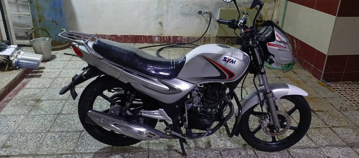 السلام عليكم
سايم للبيع موديل 19 
فول نضافه
السعر 950 مكمرك كامل

‏‪***********‬‏
‏‪7801869837‬‏0
