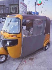 عندي تكتك لبيع موديل 2020شهر 9 مامرقمه عندي مكاتبه من شركه المصطفى 077...