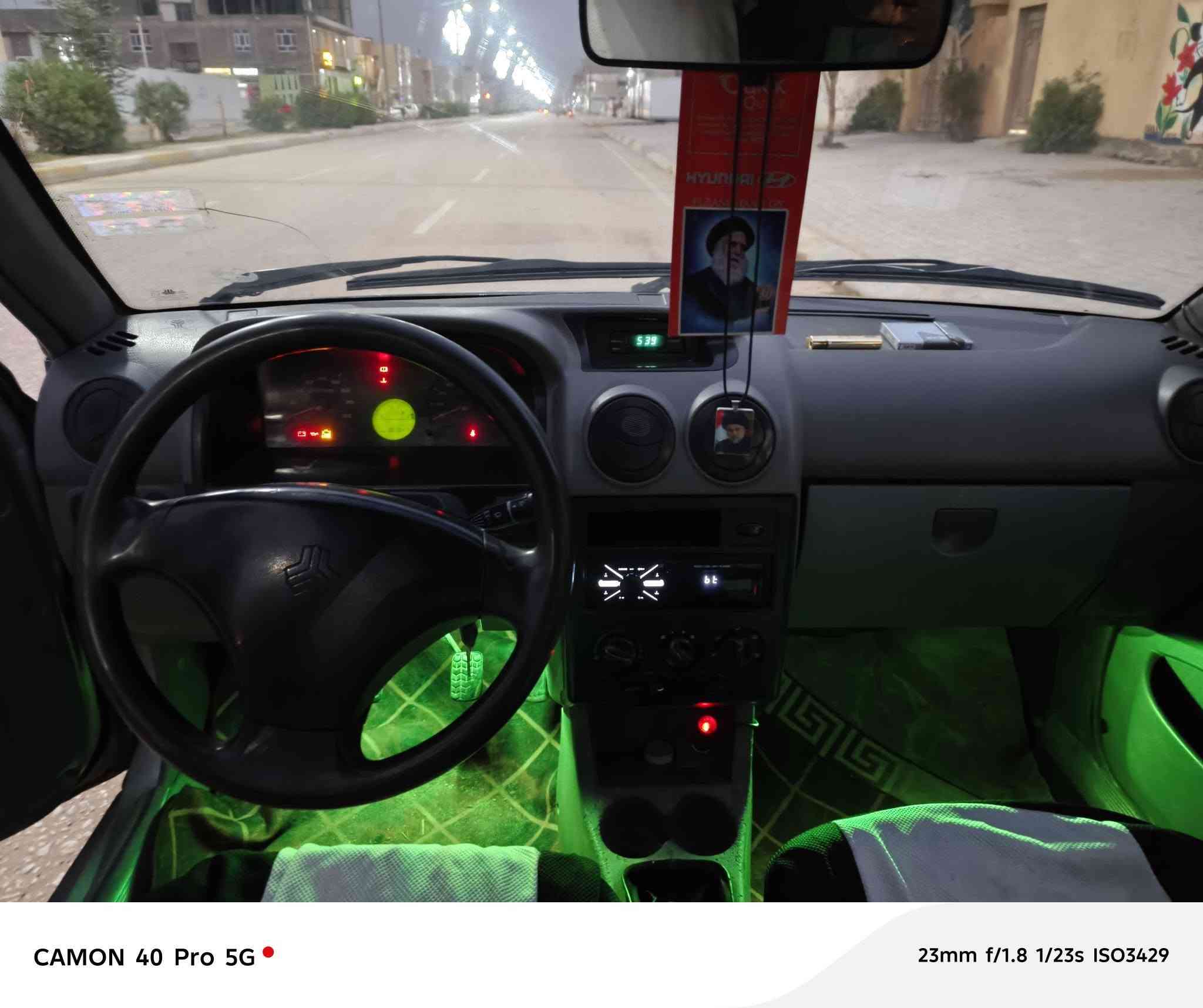 السلام عليكم سايبه 12 السياره حلوه مكينه جديده تخم تاير جديد حداديه جديده السياره مصبوغه جماليه رقم كربله مكان السياره كربلاء السعر 30 وبيه مجال قليل الستفسار عل رقم ***********
