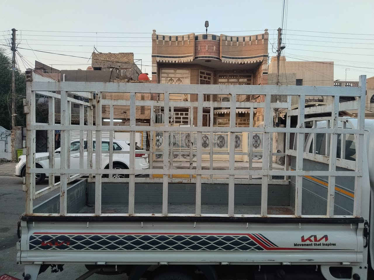 محجر نثية ب 300 الف بغداد حي اور ***********
