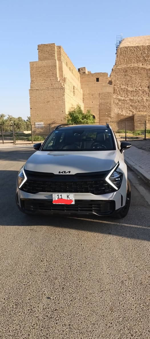 للبيع.
سبورتج وارد اميريكيX_lian بلاك
لون سموك المميز( سمنتي)
موديل 2025 دخول جديد صار اسبوعين من رقمتها
ماشيه 6800 يعني تعتبر زيرو 
المحرك 4سلندر 2500
رقم بغداد (شهداء)
السياره فول مواصفات + ويل والعلامات بلاك
الحادث تبديل جاملغ امامي الايمن فقط باقي كله ليبل واحد وجنطه بيها تصليح رصعه بسيطه
*ملاحضه.
(صور الحادث مرفقه مع الصور بالمنشور)

المواصفات:
1_الكشنات جلد تدفئه 
2_بانورما
3_بصمه تشغيل عن بعد
4_تحديد مسار تثبيت سرعه
5_تحكم بالستيرن 
6_رادار أمامي وجانبي  وخلفي 360 
7_هاند بريك كهربائي 
8_شاشه متصله 
9_حساس تصادم 
10_شحن موبايل امامي وبالكشنات الخلفيه
11_كراسي كهرباء
12_4×4 فور ويل
13_اربع انواع انضمة قياده
السعر 225 وقابل للتفاوض
عنواني بغداد المدائن
رقم الهاتف/***********
