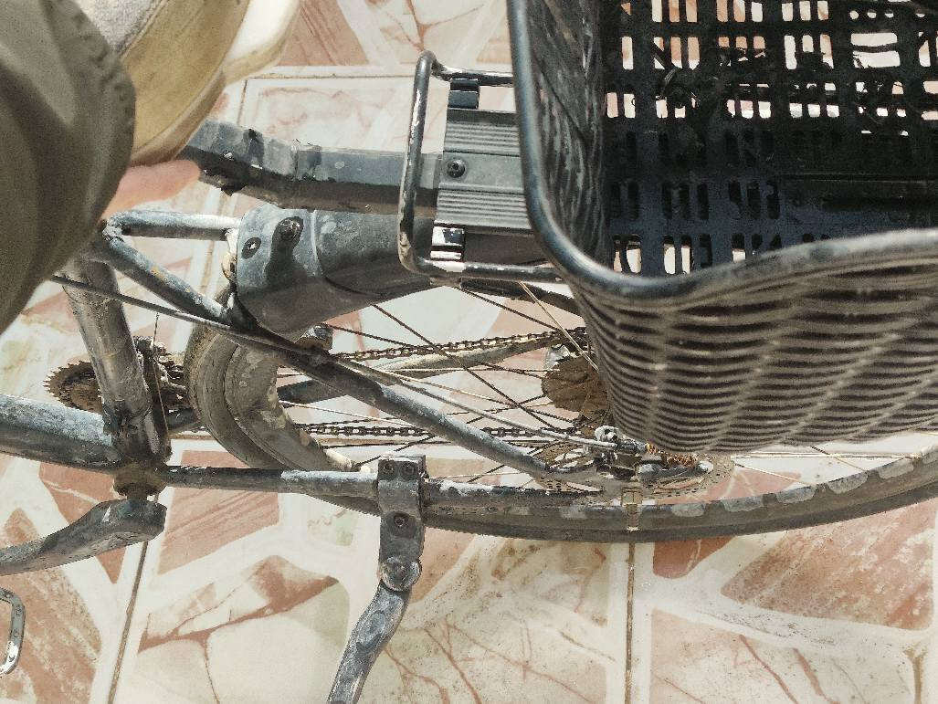 بايسكل
نوع c700
السرعه ٧ سرعات
البريكات غير شغالات يحتاج تبديل
السعر ٥٠ الف قفل
للتواصل ***********
توصيل متوفر لجميع المحافظات سامراء, صلاح الدين
