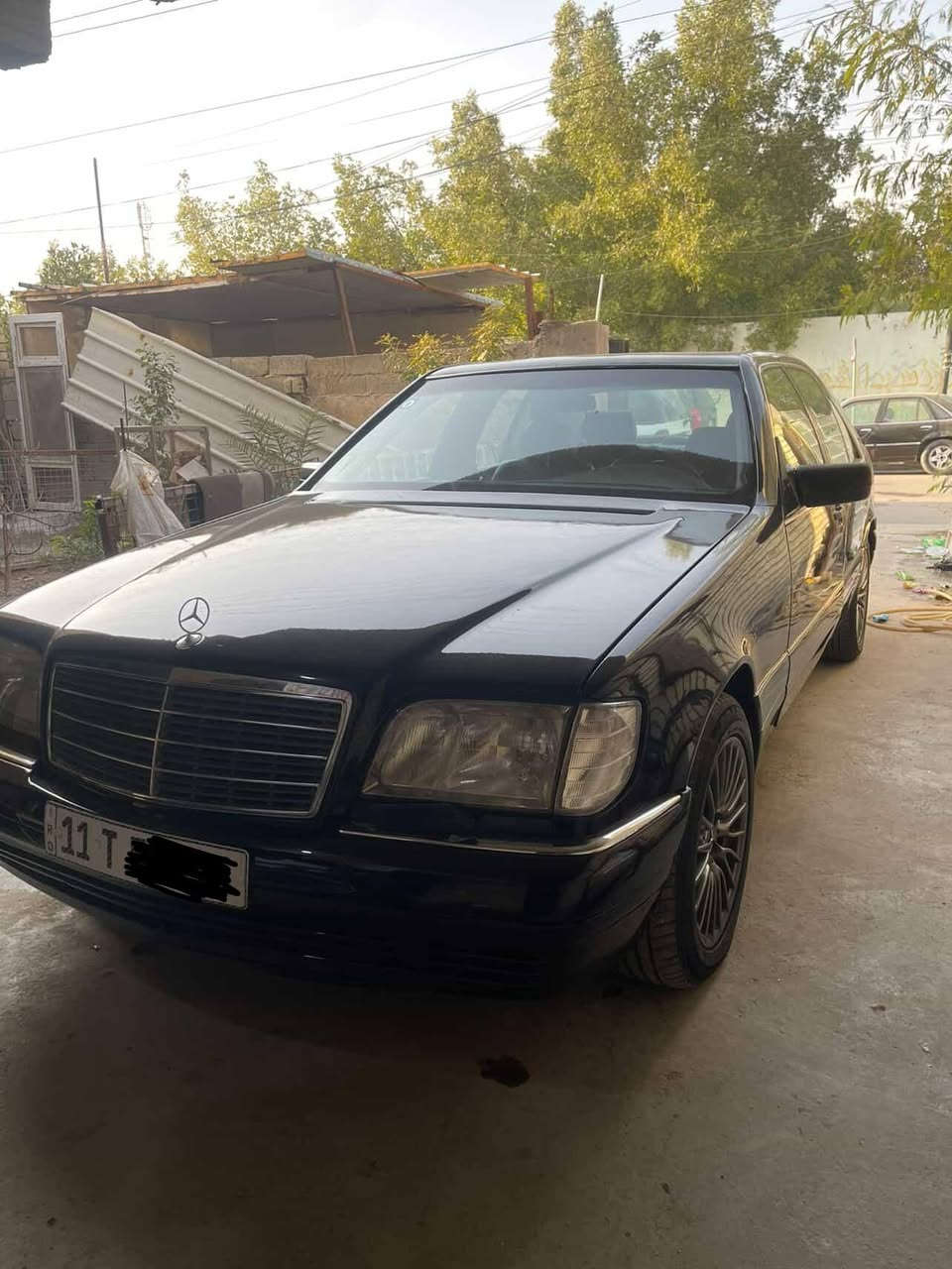 السلام عليكم للبيع مارسيدس شبح حجم 500 مديل 1996 رقم بغداد انكليزي باسمي هزة جديدة سيارة بلادية مابيهة اي جطل محرك كير جدد صدر نضيف تبريد قطعتين دبل ايرباك دبل جام مواصفات الشبح معروفة كشنات كهرباء خزن داخل جلد اسود نضيف السيارة مصبوغة حزام بدون حادث السعر 80  وبيهة مجال مكاني بغداد ***********
