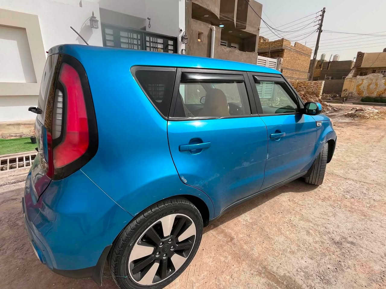 كيا صول 2017
بغداد حرة بأسمي

بدون تبديل
محرك 2.0 GDI
ليبل واحد
بدون ايرباك
ماشية 95 الف 
نص فول
تبريد بيانو
تحكم ستيرن 
3 وضعيات قيادة
شاشة وسط لمس
كامرا خلفية بلادي
ويل 18   تايرات تخم جديد
السعر 110$ وبيها مجال
بيها شخط واضح بالصور بالبيبان 

ذي قار / قضاء الرفاعي


**إذا كنت صاحب هذا الإعلان وتريد حذفه لأي سبب، رجاءا أرسل رسالة إلى الدعم الفني**