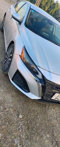 للبيع نيسان التيما أمريكية موديل 2023 بسمي فول ما عدا الفتحه حادث جامل...