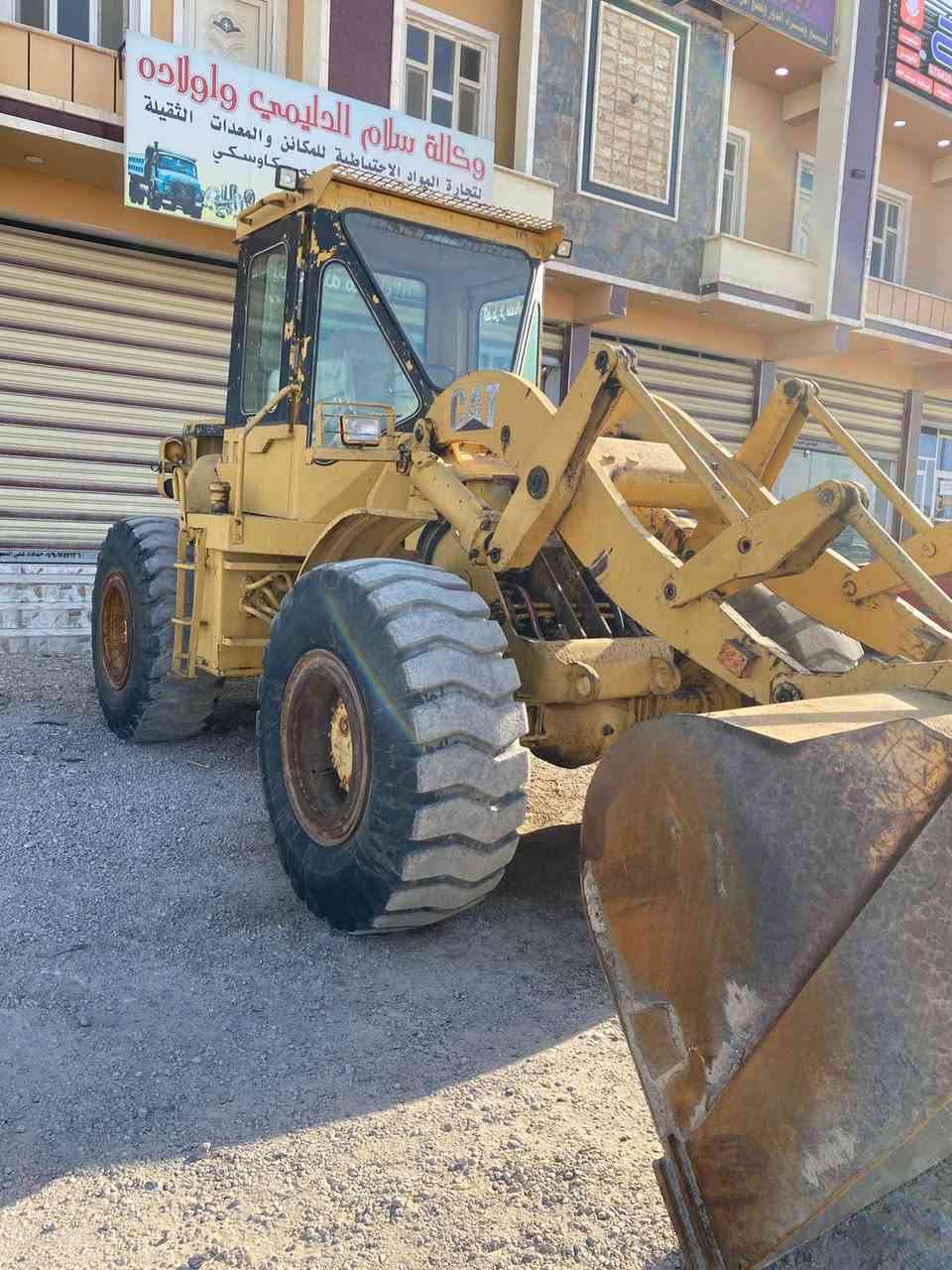 السلام عليكم البيع شفل كتر موديل 75 معمر 82 مكينه بليته ستيرن متحرك جاهزه مابيها نقص برغي مكانها رمادي رقم بغداد السعر 95 ورقه 
***********
