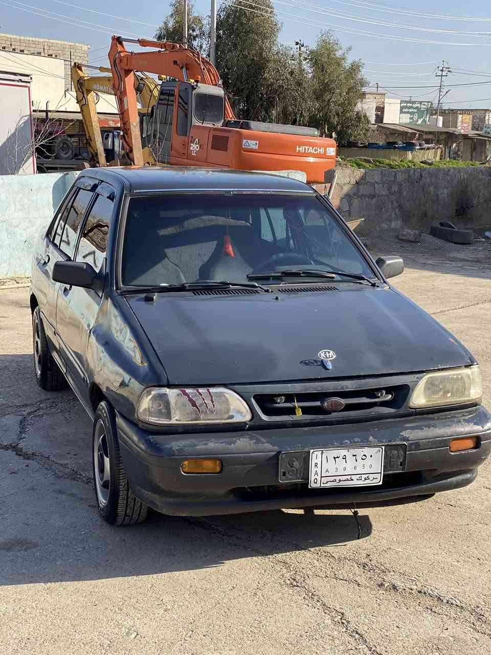 سایپا پڕاید مۆدێل ٢٠١٠سەیارەکە جوان و مەزبوتە علوجە بەشەرتی ئەوەی ماڵی کەس نەبێت و پارەی کەسی تیانەبێت و سەیارەکە چوار تایە و ویلی لۆکی لەژێرایە  
***********
***********
