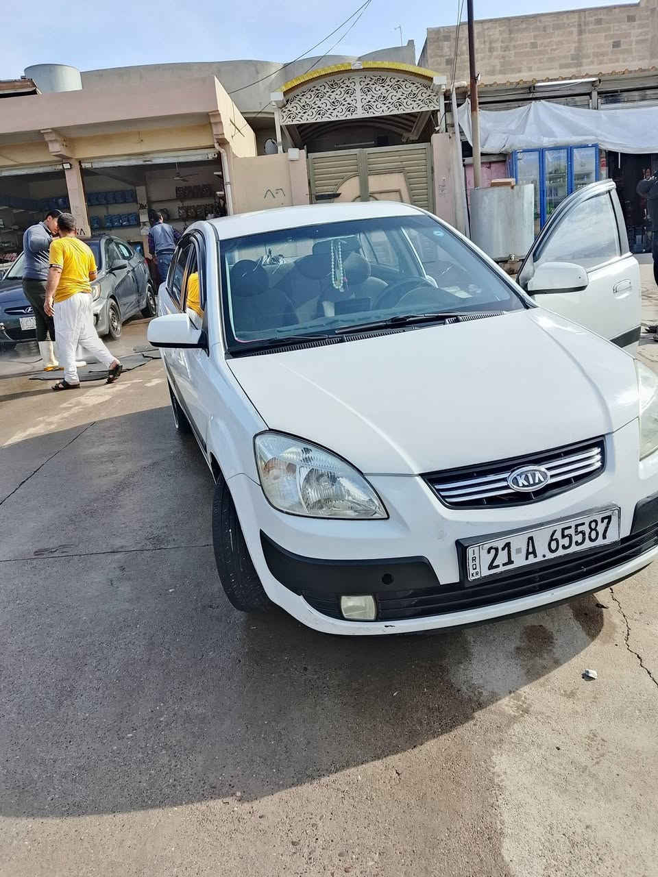 السلام عليكم كيا برايد موديل 2008 ضررها الجاملغ الايمن الخلفي بدون دواخل شرط التحويل ⛽كابون بانزين الكتروني شاشا كامره نص فول بسمنا السياره سنويا ساقطه صارلها شهرين
***********
***********
