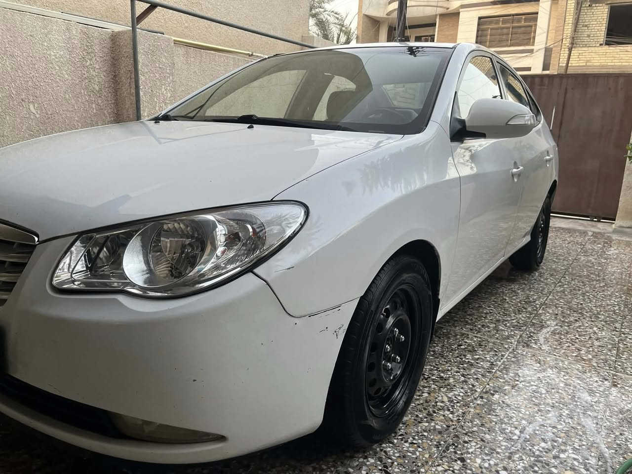 السلام عليكم 
النترا 2011 خليجي مكينه 2000 بيها اربع قطع صبغ بدون حادث قوي البچم كبس السياره بيها شخوط ورصعات الداخل كلش نظيف جاهزه كير محرك تبريد صدر تخم تاير جاهزه من كل شي مكان بغداد حي الخضراء ***********
السعر 100 ورقه
