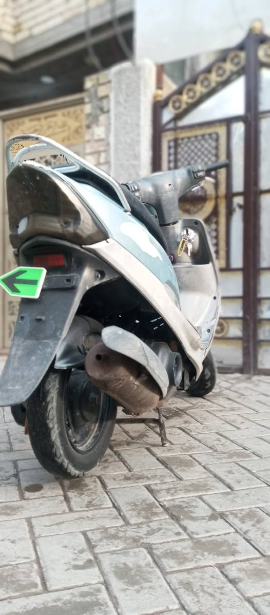 سلام عليكم دراجه ماكس منغولي للبيع مكلف بل نشر دراجه خير من الله شوكت ماتريد أنكر سلف وطلع كهرباياته شغاله عالي ناصي بيه الناصي لونه شمسي ولعالي ثلجي دراجه به خيط تبخير بس بل مشي ماطلع اي دخانه بس من اتعلكه عله الستان وضل أدوس بيه حيل اطلع شي قليل كلشش مكاني بغداد مدينة الصدر ام الكبر ولغزلان 0 773 909 3435
