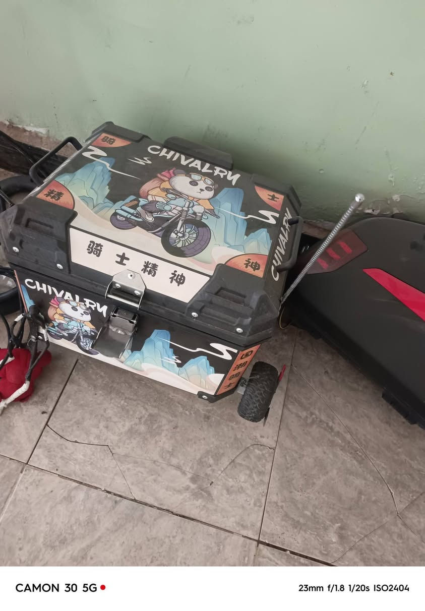 السلام عليكم جنط للبيع السعر 120 مكاني بابل المحاويل ***********
