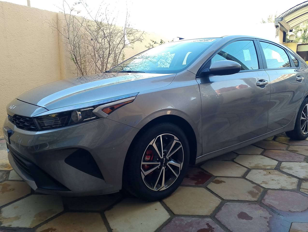 للبيع او المراوس كيا فورتي موديل 2023 حره بدون رقم تترقم اي محافظه  محرك 2000 دوش ماشيه 43  مواصفات معروفه صور الحادث موجودات بلمنشور  مكانه سماوه الخضر  
مكلف بلنشر ***********
