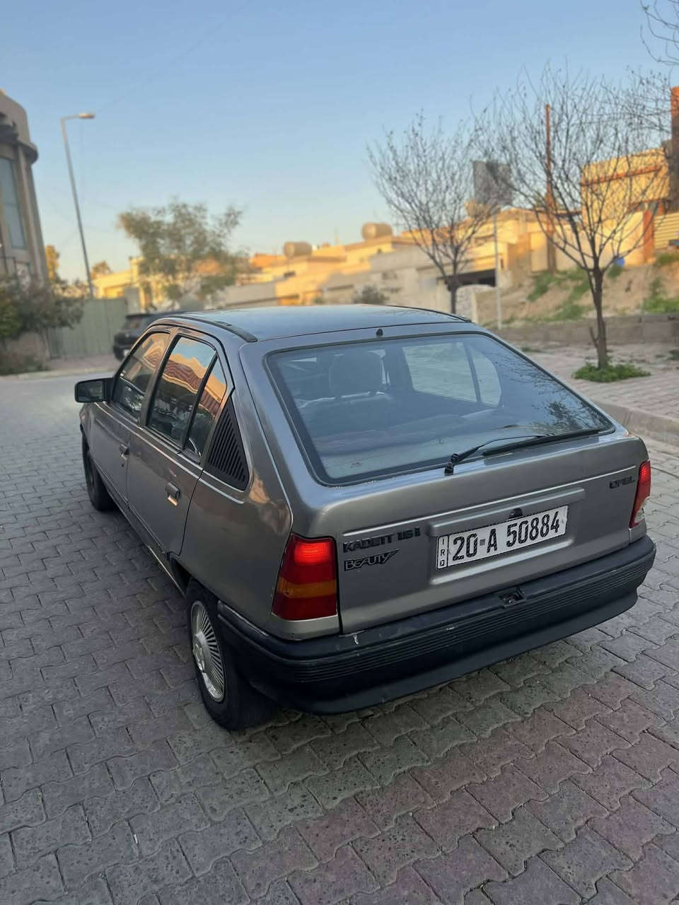 السلام عليكم
اوبل كاديت موديل 1993رقم ديالى انكليزي مشروع وطني وبسمي سنويه لغايه 2031فتحه سلايت كير اوتوماتيك محرك 1600لاصرف ولابخار سياره جاهزه من الدعاميه لدعاميه اي نقص مابيها كلهه بشرط تخم تاير جديد صدر امامي خلفي جديد سياره بلاديه بدون ضربه بدون تبديل بدون معجون فقط صبغ عام لجماليه كتلوكات الشركه بعد بيها السعر 31وبيها مجال بسيط العنوان كركوك رقم الهاتف ***********
