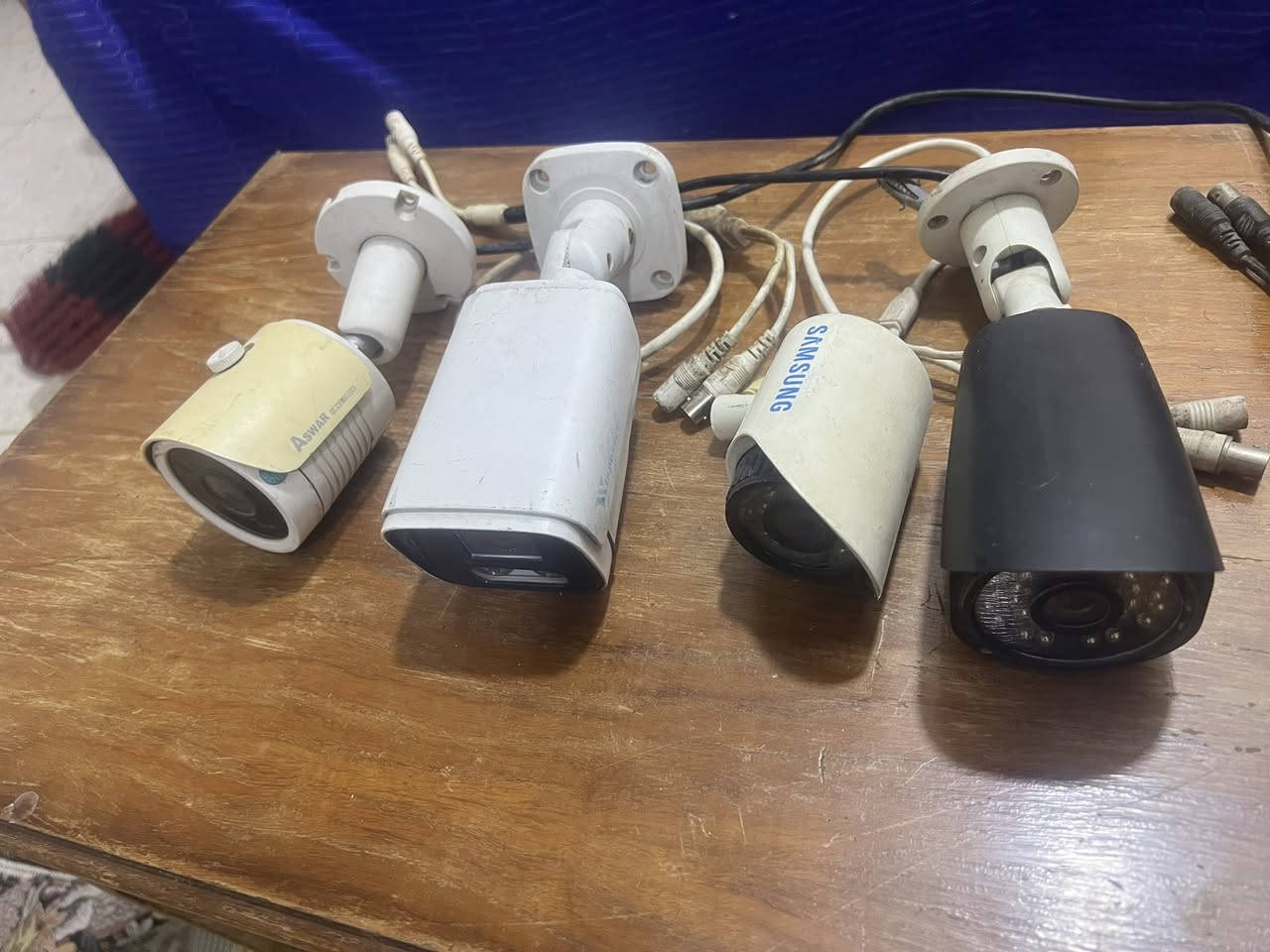 ياالله السلام عليكم من رخصه الادمن عندي كامرات للبيع سعر80الف عنوان بغداد البنوك ***********
