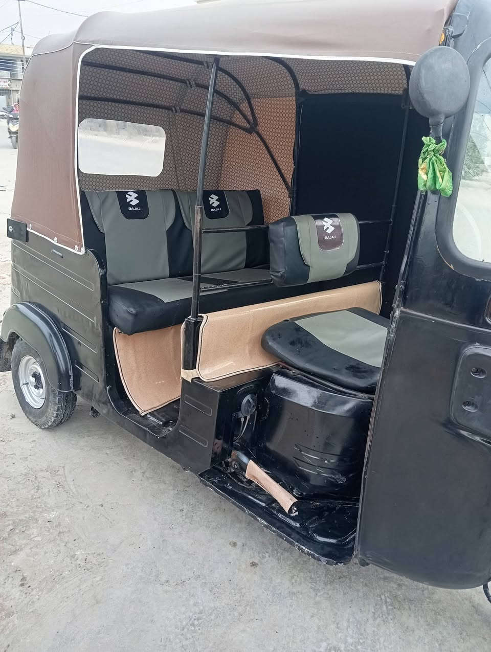 سلام عليكم تكتك موديل 15شهر12تكتك الاضربه ولا معجون مصبوغه عام جماليه تكتك جانت مضمومه  كهربائيات شغاله ضفاير جدد تخم تأير جادر جديد سفريات  تكتك أحله من الصور تراي مال 23 رقم كربلاء سنويه نكليزي تحويل ثاني يوم العنوان محموديه بغداد السعر3750 الرقم***********
