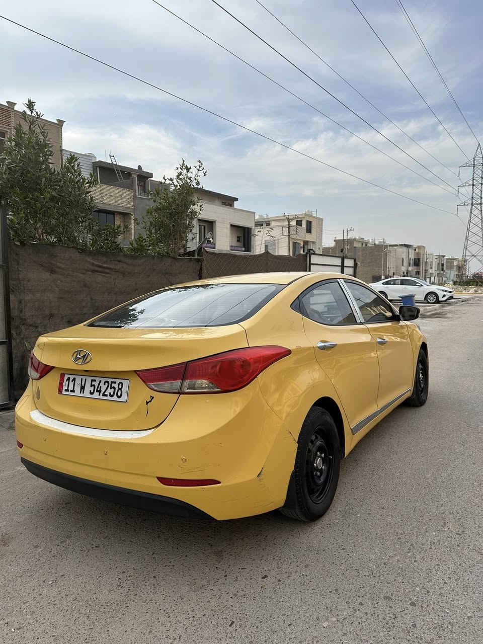 النترا 2013 خليجي 1600
صبغه اولى بدون قطره معجون

  مكفوله من الضربه سياره جاهزه

مكينه كير تبريد تدفئه كامله 

رقم بغداد سنويه وهزه جديده

هيئه مصفره.   السعر 90$ مجالها كلش بسيط

مكاني بغداد الدوره ورقمي ***********
