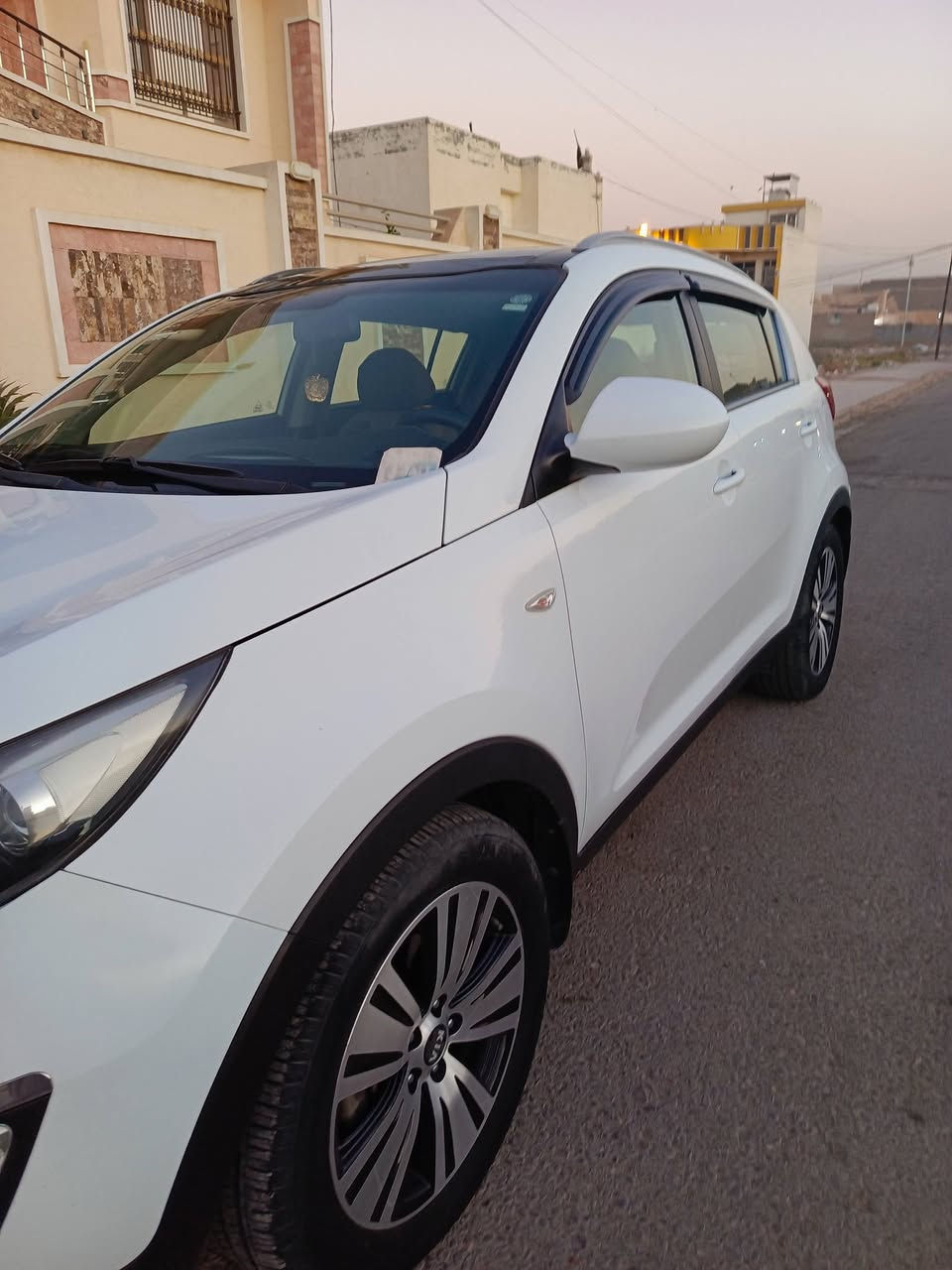 السلام عليكم
للبيع كيا سبورتج موديل ٢٠١٥
السيارة مكفولة من الصبغ والبارد ماشية ١٠٢ الف قابل للزيادة السيارة بعدهة على وضع الشركة مال بيت على ايدنه مواصفات نص فول بانوراما كشنات جلد حساسات وكامرة ثلاجة بالچكمچة لد نهاري بروجكتر اشارة(مساعد) تحكم سترين كاعية وكشنات تغليف درجة اولى خمسة ويل كب سبير منازل مكان السيارة بغداد ***********
