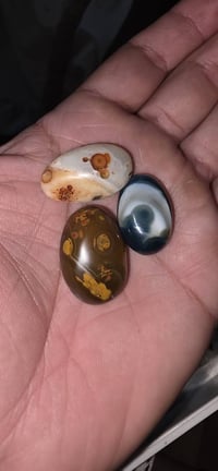 ياالله السلام عليكم احجار نوادر ٣٠ قطعه بيعه وحده ٠٧٧٧٠٣٤٧٩٣٤