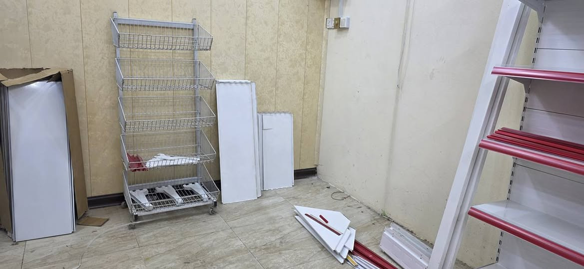 🔴 للبيع – رفوف ألومنيوم تركية جديدة 🔴
من شركة دينامك التركيه (جودة عالية)

✅ السعر: 100,000 دينار عراقي للمتر الواحد
✅ المتوفر حالياً:
▪️ 6 أمتار رفوف مع زاوية- جديده مع كراتينها
▪️ سفينة طول 4 أمتار ونصف  – سعر السفينه وحدها 500 الف قفل وهو نصف سعرها والفواتير موجوده

📍 الموقع: النجف – شارع الزهور
مجاور أسواق ليمون

📞 الاتصال والاستفسار:
أبو أحمد الجنابي
***********
يرجى عدم المراسله لانني مكلفه بالنشر فقط وليس لدي معلومات أكثر 

🔴 للبيع – رفوف ألومنيوم تركية جديدة 🔴
من شركة دينامك التركيه (جودة عالية)

✅ السعر: 100,000 دينار عراقي للمتر الواحد
✅ المتوفر حالياً:
▪️ 6 أمتار رفوف مع زاوية- جديده مع كراتينها
▪️ سفينة طول 4 أمتار ونصف  – سعر السفينه وحدها 500 الف قفل وهو نصف سعرها والفواتير موجوده

📍 الموقع: النجف – شارع الزهور
مجاور أسواق ليمون

📞 الاتصال والاستفسار:
أبو أحمد الجنابي
***********
يرجى عدم المراسله لانني مكلفه بالنشر فقط وليس لدي معلومات أكثر
