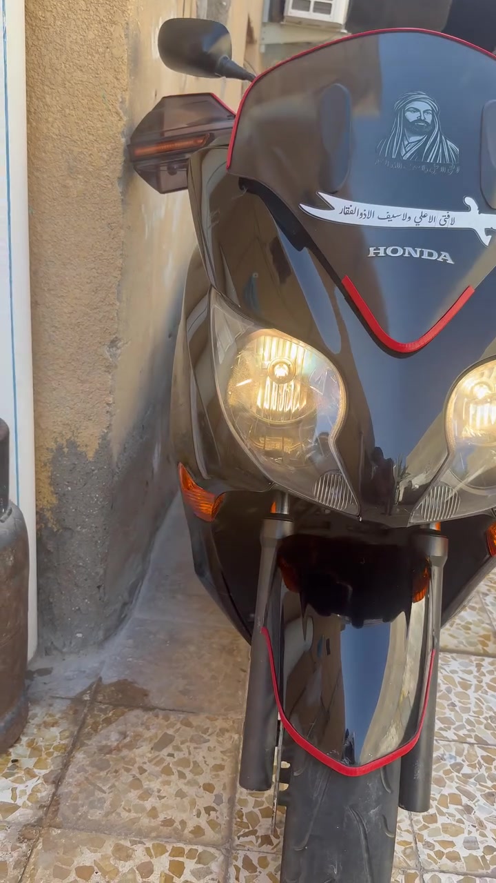 فورزة 010 للبيع ♥️♥️♥️♥️
4 تحويلات ♥️📍
مكينة مكفولة 
مدارات فول 
ام بي ثري منظومه كامله 
مصدات لد حديثه 
كلشي بيهه شغال 
نضافه الكفر ملتهه ٩٠٪؜
السعر خاص والموً شراي فدوه ليكسر بحلال الناس


**إذا كنت صاحب هذا الإعلان وتريد حذفه لأي سبب، رجاءا أرسل رسالة إلى الدعم الفني**
