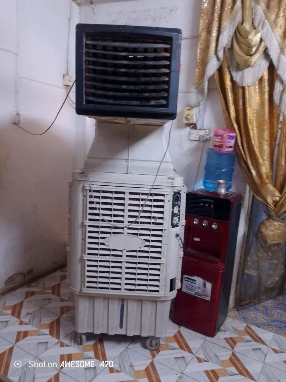 سلام عليكم مبرده صحراويه فولل ما صارلي سبوع من مبدله ليف اني ما اعرف بنوعيته وحجمه بس هيه جبيره عندك بس العداد مال السرع ولتحكم بل هواء ولواتربم عطلان ومثبتين السرعه علا2 قويه كلش ولواتربم يشتغل من الدكمه ما فاصلي مباره ما عايزه شي شغلاه فول السعر 275وبيه مجال بسيط


**إذا كنت صاحب هذا الإعلان وتريد حذفه لأي سبب، رجاءا أرسل رسالة إلى الدعم الفني**