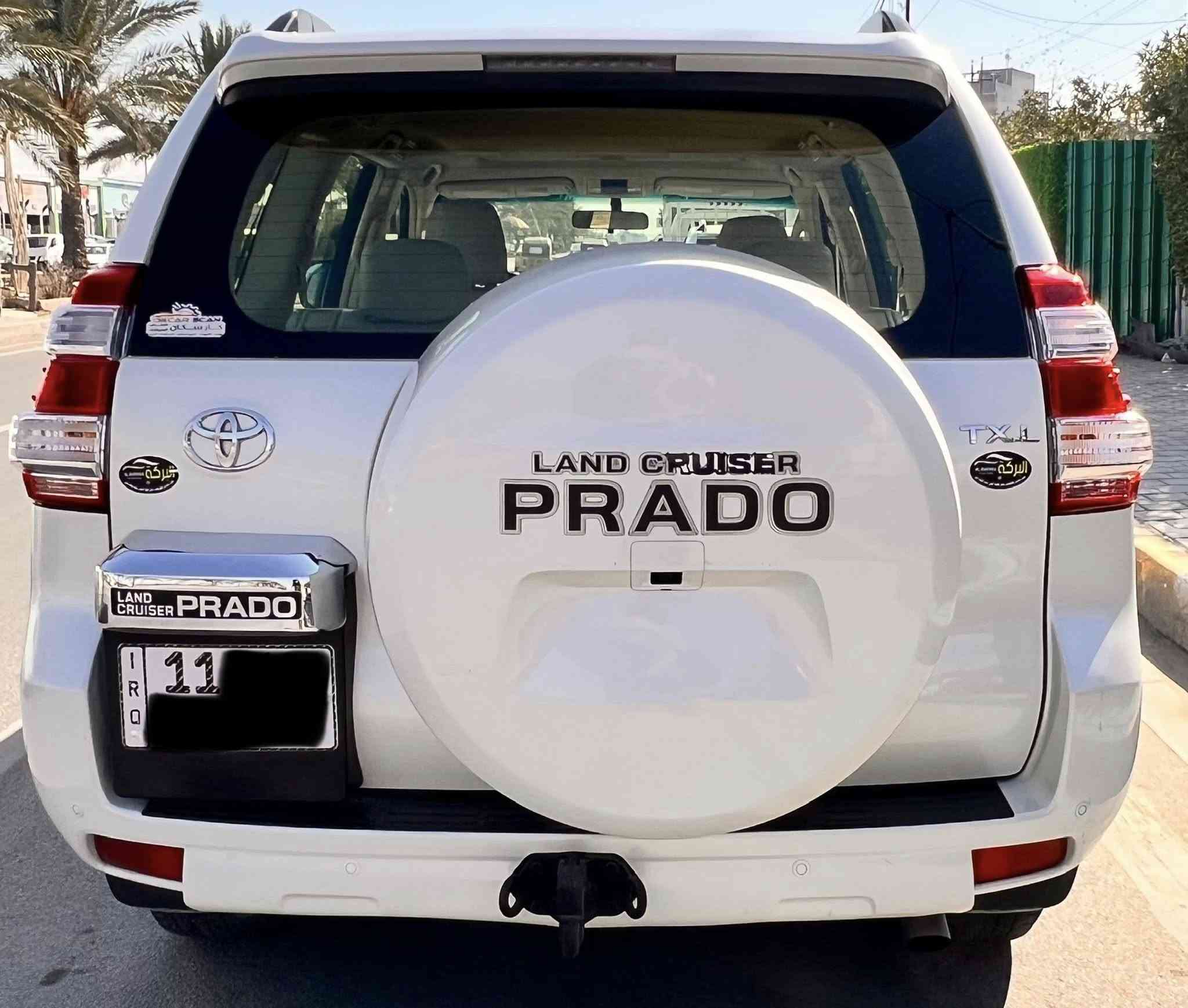 السلام عليكم 
برادو 2015 فول مواصفات اربع كامرات مكفولة كفالة عامه من كلشي حتى الدعاميات ماشيه 90 الف رقم بغداد الجديد بأسمي 
المواصفات 
بصمة 
فتحة 
4 كامرات 360 درجة 
كشنات تدفئة
كشنات جلد اصلي 
كشنات كهرباء 
مري شفط 
سبير تعليك 
شاشة جبيرة
حساسات 
محرك 6 سلندر 
7 راكب 
3 قطع تبريد 
وبعد بيها هواي مواصفات 
السياره مكفولة وجديدة وما بيها برغي نقص بيها تخم تاير جديد وباتري جديد 
السعر 353 ورقة وبيها مجال 
الرقم *********** 
العنوان بغداد
