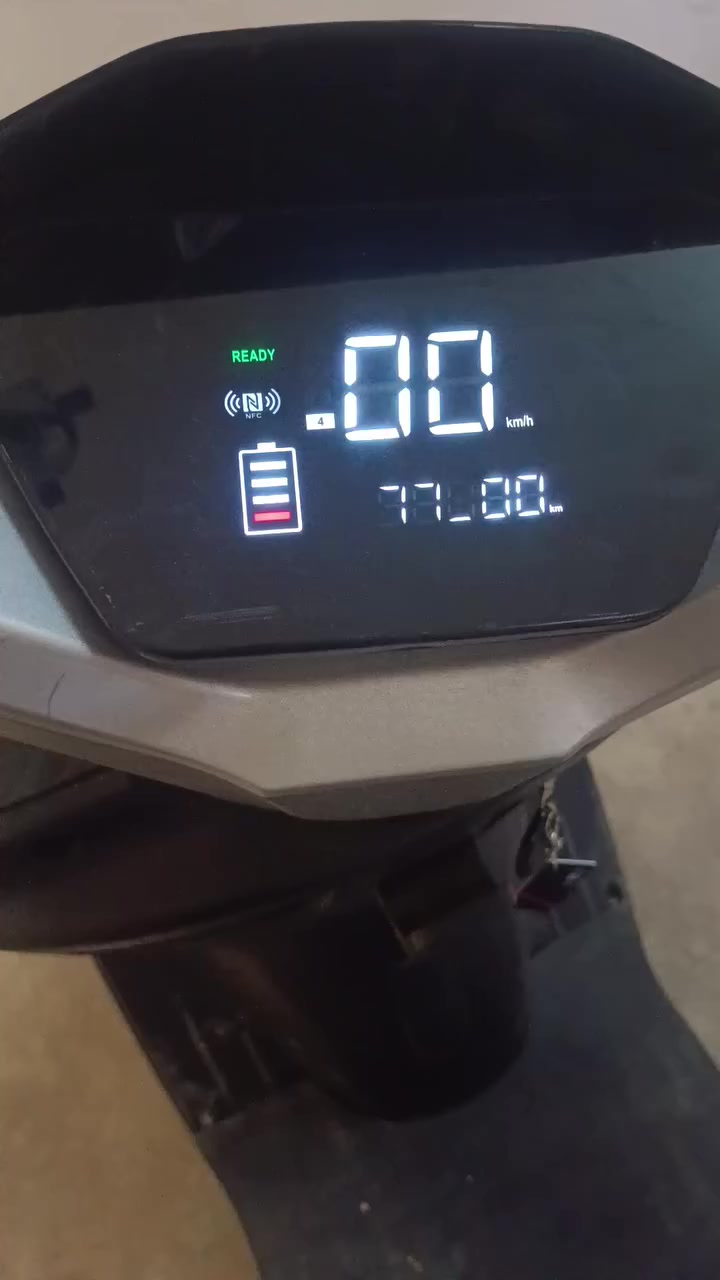 دراجه شحنFXRFXRأوسكييزي

استخدام شهر  
مواصفاتها. 
نظام سويجين و تشغيل عن بعد و كرت
اربع نمر + نظام بكR
 مثبت سرعة🚀
بريكات امامي دسك خلفي دسك
بر
ملف 3000 
يكات دسكات
لايت زينون عالي ناصي+نشرات امامي خلفي
نشرات شغاله
اشاير شغاله
بيها جوزه
 صندوك 
 قفل ستيرن 
 شاحنة الأصلية موجودة
ا


**إذا كنت صاحب هذا الإعلان وتريد حذفه لأي سبب، رجاءا أرسل رسالة إلى الدعم الفني**