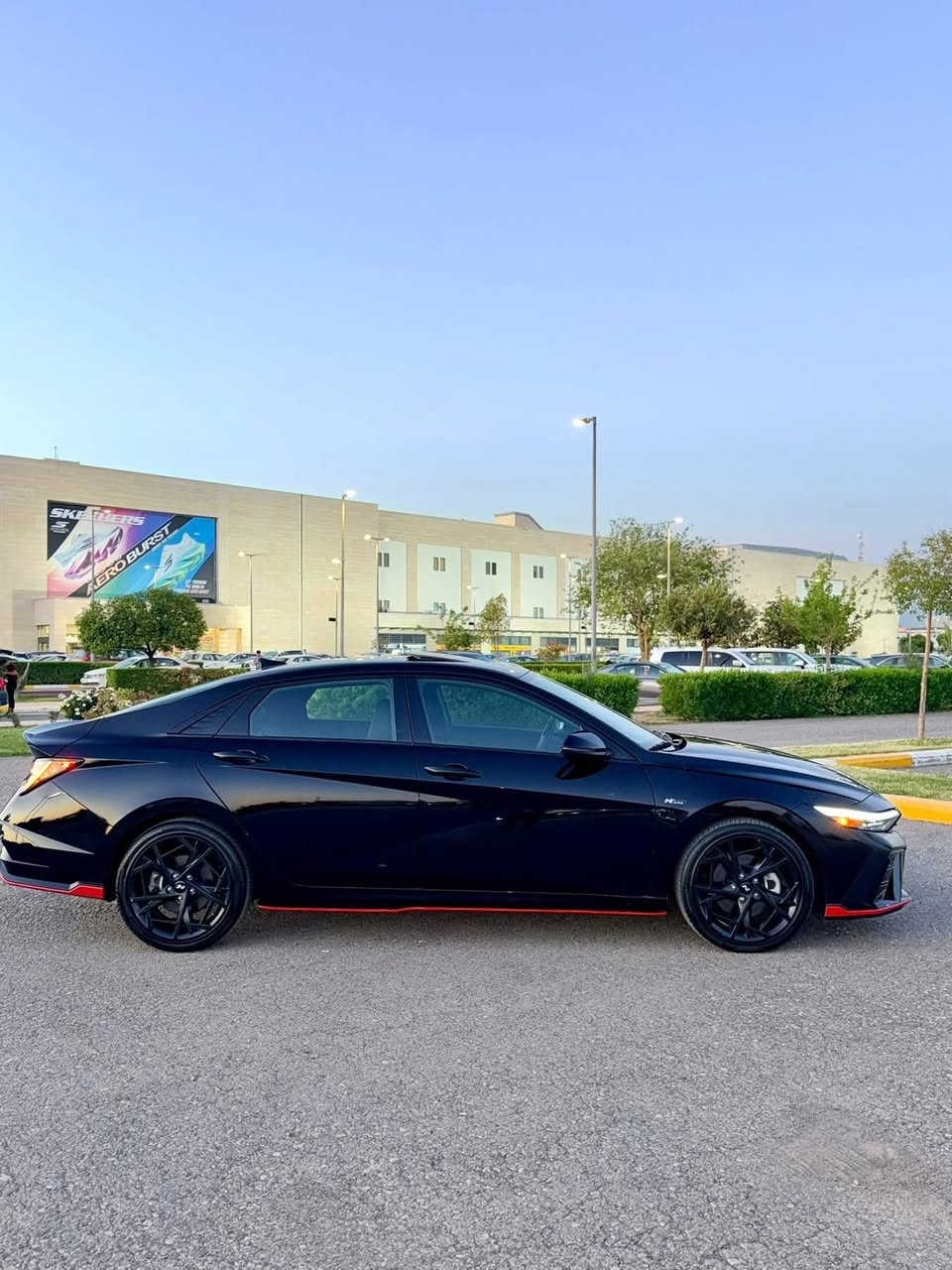 ELANTRA N line 1.6 turbo 2025
النترا فئه الـ N line للـبيع 
مواصفـات : 
سلايت ، بصمه ابواب 
تشغيل عن بعد ، صندوق ذكي عند الاقتراب 
عداد ديجتـال متغير الثيمات ، مودات قيـاده
كشنات جـلد ، كشنات هيتر
هندبريك كهربـائي ، اوتو هولد ، اوتو ستوب
مثبت سرعه ، تحديد مسار ، رادار امامي 
نقطـه عمية ، شفتـات ستيرن ، شاحن لاسلكي
شـاشه حجم كبير ، لايـتات LED
بكلايتات لـد متصل ، ويل حجم 19 خاص بفـئه الـ N line 
السيـاره كلها مختمه N line من كل مكان
حادث السياره : جاملغ والبوند صبغ فقط
سعر السياره : 163$ بيـها مجال بسيط
للتواصل :
*********** + واتساب ☎️
#ياسرالعلاف
#النترا
#اربيل
