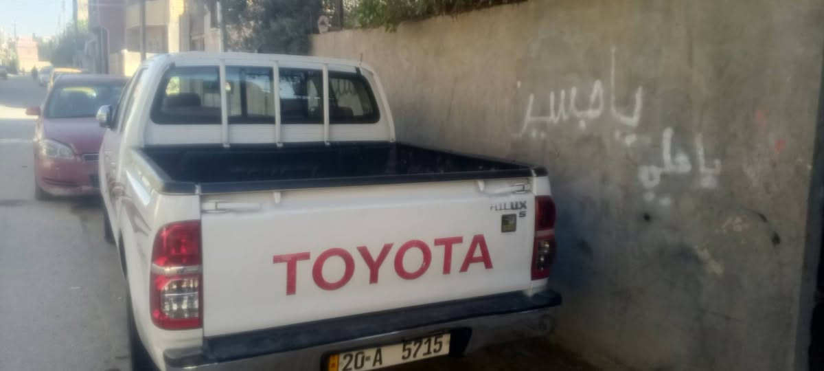 السلام عليكم للبيع هايلوكس 2014 كويتي 
شاصي 19 سياره حلوه 
مكان بغداد الشعب 
السعر 195 
وبيه مجال 
بيع فقط


**إذا كنت صاحب هذا الإعلان وتريد حذفه لأي سبب، رجاءا أرسل رسالة إلى الدعم الفني**