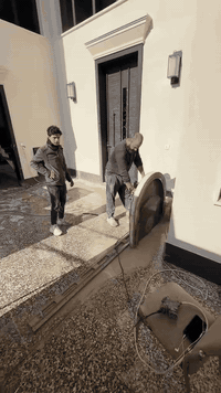 مكتب سجاد اللامي  لقص وتثقيب الكونكريت المسلح افقي وعامودي بأحدث الآلي...