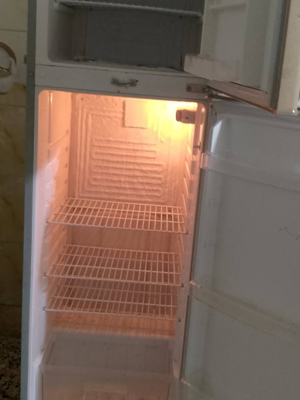 السلام عليكم للبيع ثلاجه جديده مستعمله فتره العام اخذتها نضيفه جدآ سعر 100 الف قفل العنوان بغداد الحريه


**إذا كنت صاحب هذا الإعلان وتريد حذفه لأي سبب، رجاءا أرسل رسالة إلى الدعم الفني**