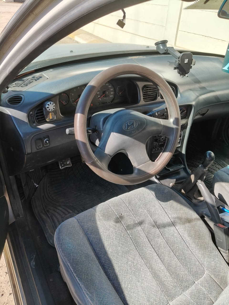 اعاده نشر بسبب لوعود لكاذبه مو شراي لا تتصل ولا تعامل ولا تعبني ولا تعبك اقره لمنشور وكلب براحتك وقتنع وخابرني سلام عليكم سونتا تو 1994سياره بلاديه كفاله عامه من صبغ او خياس
محرك بل صندوق صدر خلفي امامي جديد تخم تاير تبريد ويه لسويج كهربايات كلها شغاله على بلاد سياره جاريده شوي نقصها دعاميه خلفي وماميه تعبنات مثل ما موضع بل صوره   47وبيها مجال بسيط مكاني صلاح الدين قضاء بلد رقمي ***********
