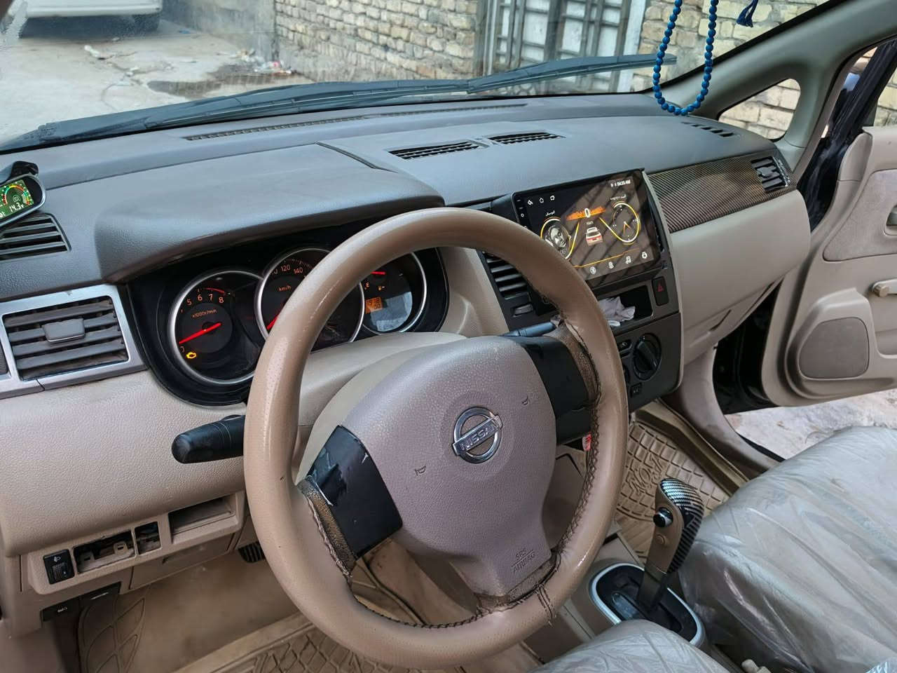 السلام عليكم نيسان تيدا موديل 2007 خليجي محرك 1600AT تبريد تدفئة منضومة جديد تخم تاير صدر كلة جديد  السيارة مصبوغة عام رقم بغداد بأسمي تحويل مباشر اي ستفسار هذا رقمي تصل وتدلل*********** مكان السيارة بغداد الرصافة
