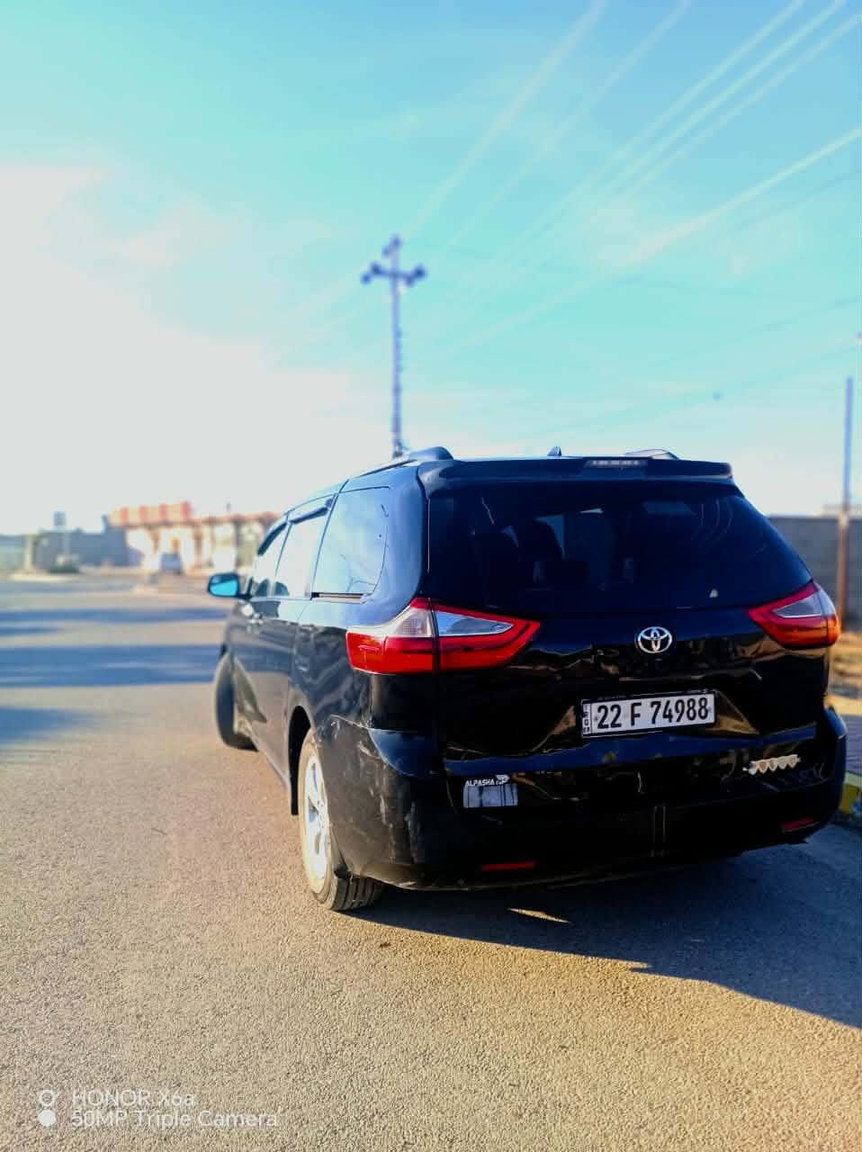 سينا 19
تيوتا سينا الون اسود
صبغ 4قطع
نص فول Le السعر 185  بيها مجال 
***********
