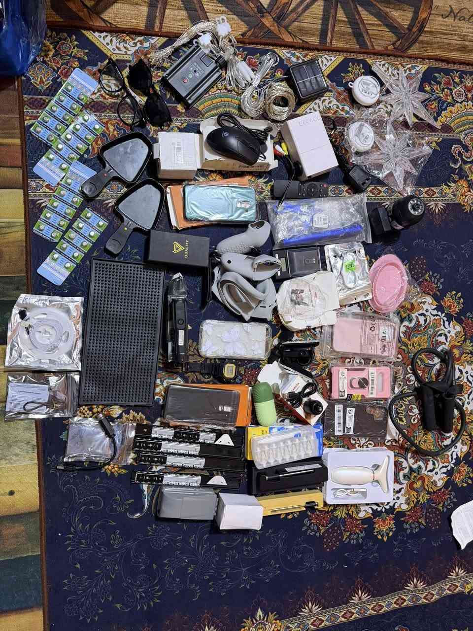 شلعه بيه كم قطعه فحم بس انا ابيعه كله فحم الي تفيده يخليلي عليه سعر بما يرضي الله وبل عافيه عليه


**إذا كنت صاحب هذا الإعلان وتريد حذفه لأي سبب، رجاءا أرسل رسالة إلى الدعم الفني**