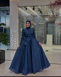 بدلة • مقاس ٤٤ • لبست مرتين