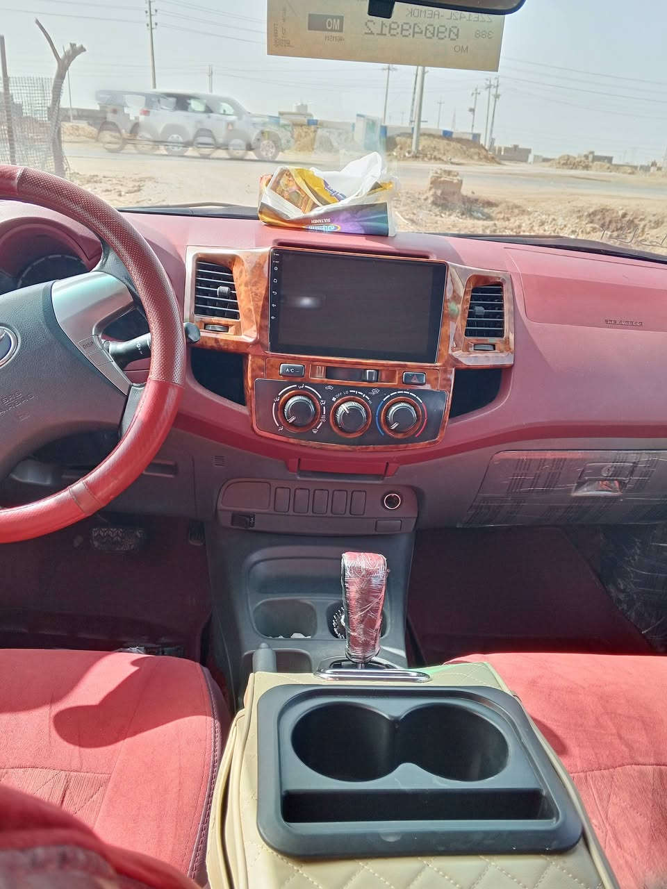 السلام عليكم فلاونزه موديل 15كفاله عامه رقم دوالي تخم تاير حداده كير وتماتيك العنوان  ***********
