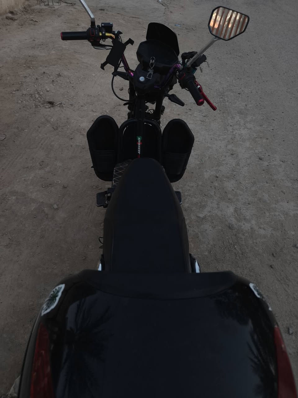 يا الله 

بايسكل شحن جبلي

 شركه الاخوين

نضافه خير من الله 

موديل 2025

6بطاريات بعدهن جدد استخدام اقل 25يوم
تجي تفحص وين متريد 

السعر 650وبي مجال بسيط
العنوان الرمادي الخمسه كيلو


**إذا كنت صاحب هذا الإعلان وتريد حذفه لأي سبب، رجاءا أرسل رسالة إلى الدعم الفني**